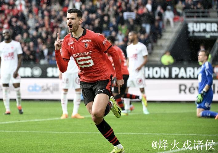 勒沃库森2-0击败科隆,泰里耶蝎子摆尾破门,安德里建功 勒沃库森2-0击败科隆,泰里耶蝎子摆尾破门,安德里建功