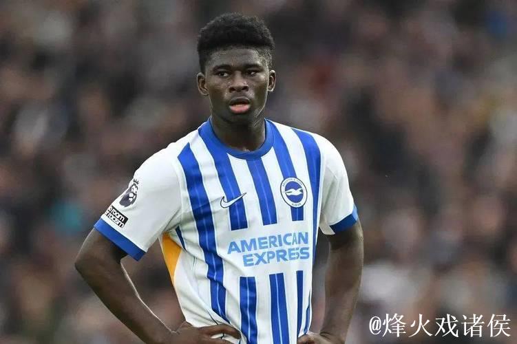 巴莱巴回应转会曼联传闻，否认消极应对！曼联欲卖6000万铁腰